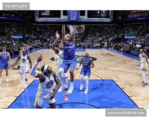 勇士交易方案瞄准内线，克拉克斯顿传球能力受青睐